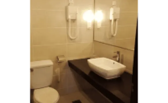 Crystal Crown Hotel JB