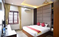 Queen Hotel Hotels near TNUS - Thainguyen University of Sciences