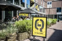 Q-Factory Hotel Hotell i 