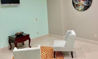 HomeStay Inn & Suites Edinburg