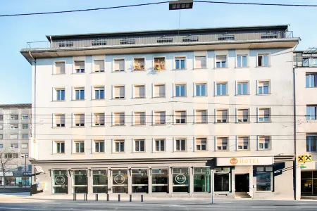 B&B HOTEL Graz-Hbf Отели в г. Грац