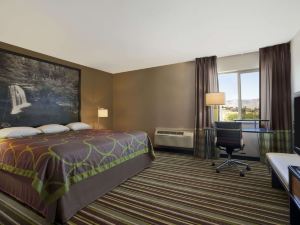 Super 8 by Wyndham Pocatello