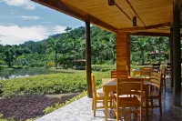Macaw Lodge Hotels in Carara