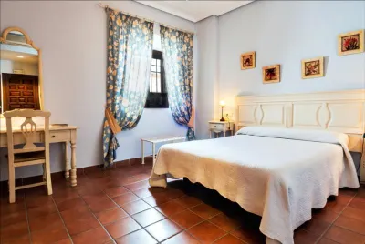 Palacio las Manillas Hotels in Torreperogil