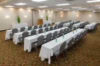 Rogue Regency Inn & Suites Hotels in Medford