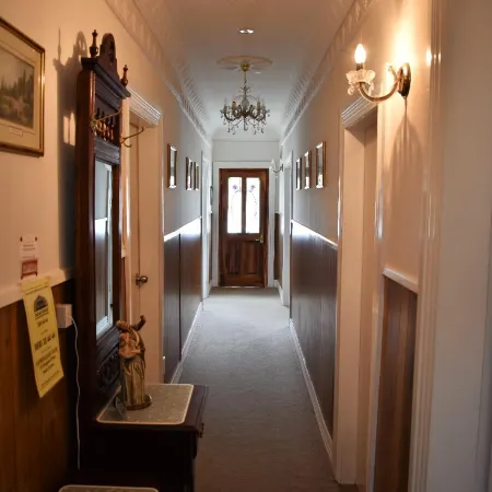 Richmond Guest House Отели рядом с достопримечательностью «Гора виктория»