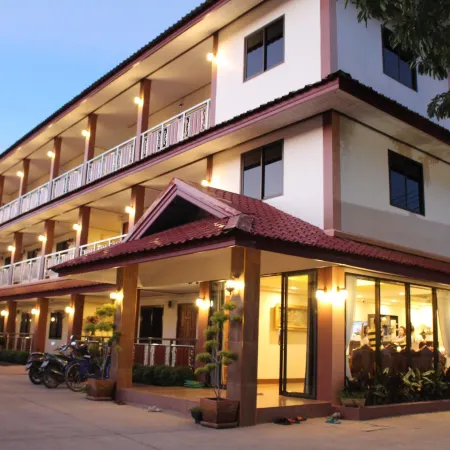 NanBaanKhun Hotel