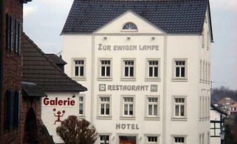 Zur Ewigen Lampe Romantisches Landhotel & Restaurant