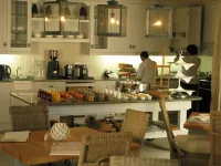 Maison d'Ail Guest House - พร้อมอาหารเช้า