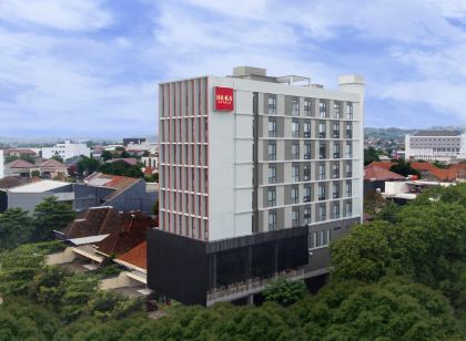 Up-Peak Hotel Simpang Lima Semarang Formerly HA-KA Simpanglima Hotel Semarang