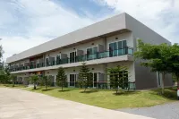 Hadthong Resort