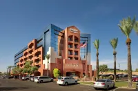 Drury Inn & Suites Phoenix Airport Hotel a Phoenix