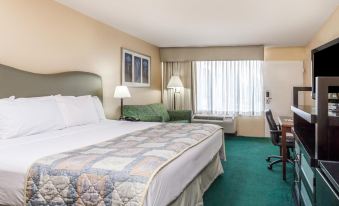 Ramada by Wyndham Altamonte Springs Near I-4