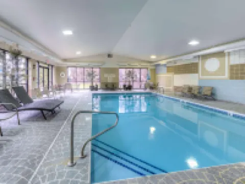 Holiday Inn Express AKRON NW - FAIRLAWN by IHG サミットのホテル