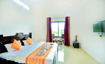 Rang Bhawan Inn- A Lake View Hotel