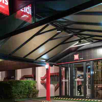 Ibis Douala Hotel Exterior