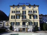 Caroline Hotel
