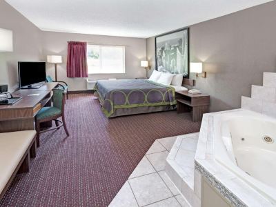 Super 8 by Wyndham Chicago O'Hare Airport