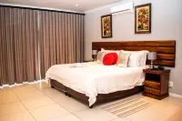 Balmoral Lodge فنادق في بيلفيل