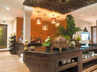 Shinnabhura Historic Boutique Hotel Hotels near Chan Palace