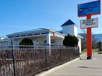 Grand Forks Inn Hotels in Kootenay Boundary