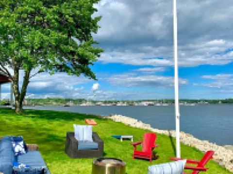 Harbor View Landing Hotels in Groton