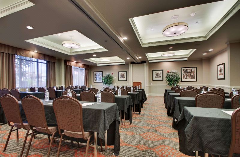 Hampton Inn Warner Robins photo 4