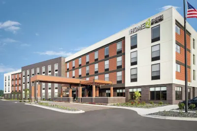 Home2 Suites by Hilton Madison Central Alliant Energy Center Hotels near Alliant Energy Center