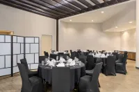 Holiday Inn Orlando-International Airport