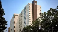 The Davenport Grand, Autograph Collection