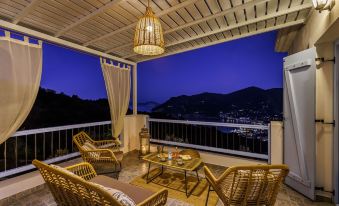 Villa Avaton with Magnificent Sea View and Skopelos Town