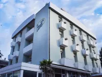 Hotel Bamby Các khách sạn gần Bagno 26