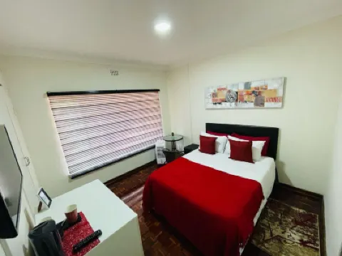 Ithonsi Guesthouse and Spa ウッドブリッジ・スクエア周辺のホテル