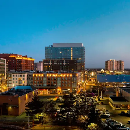 Bethesda North Marriott Hotel & Conference Center Отели рядом с достопримечательностью «Станция метро Bethesda»