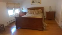 Locust Tree Bed and Breakfast LLC Hotels in Norfolk