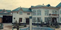 Emir's Garden Premium Hotel Отели рядом с достопримечательностью «Медресе Чор-Минор»
