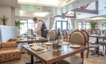 Champneys Springs Отели в г. Ибсток