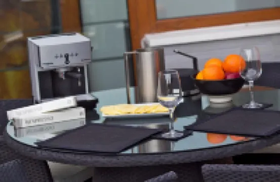 Zenthe Small Luxury B&B and Yoga