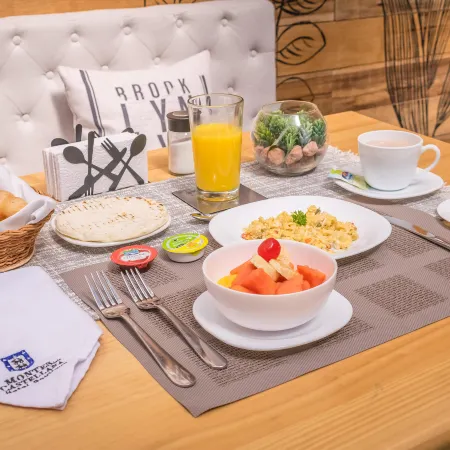 Hotel Montes de La Castellana