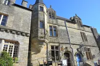 La Tour du Lion Hôtels à : Rochefort-en-Terre