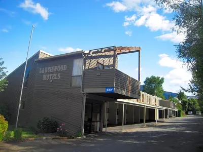 Larchwood Motel