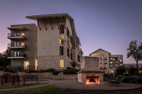 Courtyard New Braunfels River Village