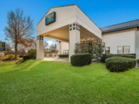 ควอลิตี้ อินน์ แอนด์ สวีทส์ ไอเคน เซาท์ โรงแรมในเอเคน