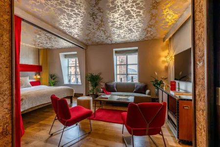 The Megaro Hotel - Kings Cross St Pancras, London