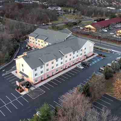 Fairfield Inn & Suites Edison-South Plainfield Hotel Exterior