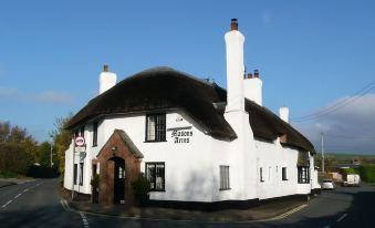 The Masons Arms