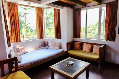 ホテル アット ジ エンド オブ ザ ユニバース