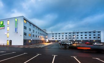 Holiday Inn Express Manchester Airport