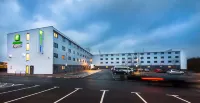 Holiday Inn Express Manchester Airport Hotels in Ringway