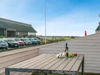 "Ginger" - 2.3km from the Sea - parking